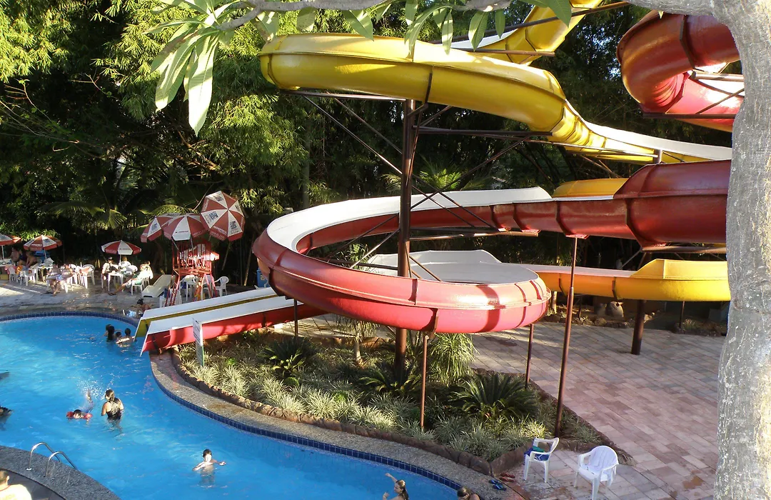Suite Novinha - Clube Completo - Golden Dolphin Grand Hotel-1