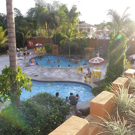 Suite Novinha - Clube Completo - Golden Dolphin Grand Hotel-3