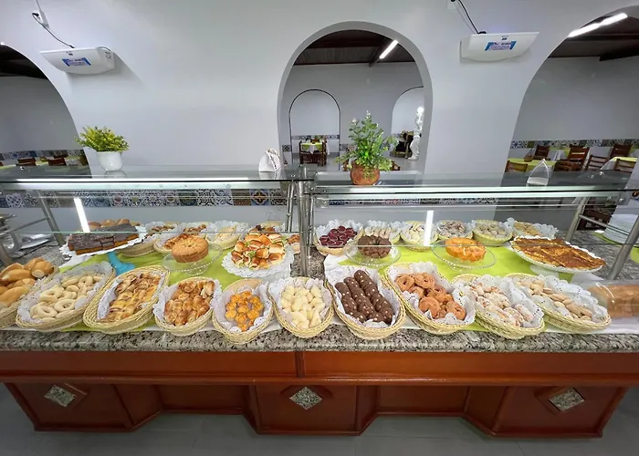 Hotel Roma exclusivo VIP CLUB direto com o Grupo diRoma com acesso ao Acqua Park e Café da manhã Caldas Novas